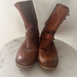 Sofft leather boots Size 8